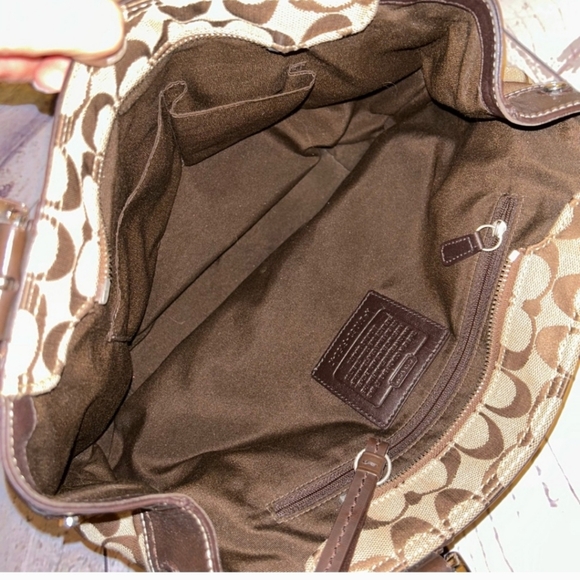 Brown coach purse like new - Picture 3 of 5
